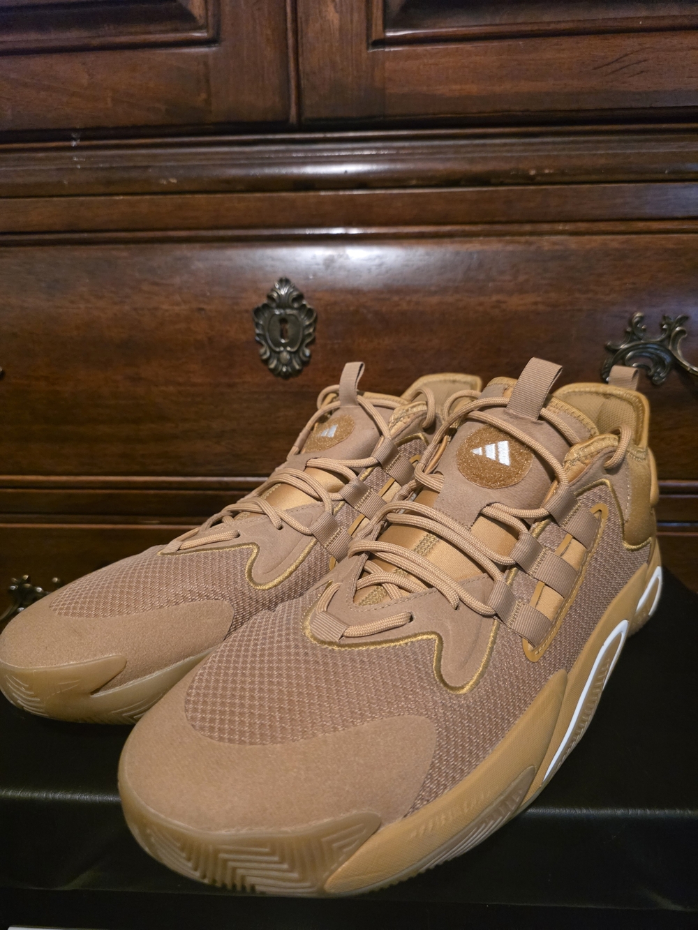 adidas Men's Tan/Bronze Low-Top Performance Sneakers